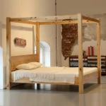 Massivholzbett Lombok mit Baldachin | Kiefer massiv | Polnische Manufaktur