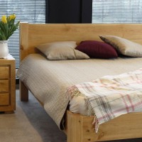 Massivholzbett Lombok mit Matratze 002