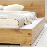 Massivholzbett Malang mit Matratze 002