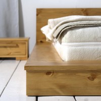 Massivholzbett Palau mit Matratze 003